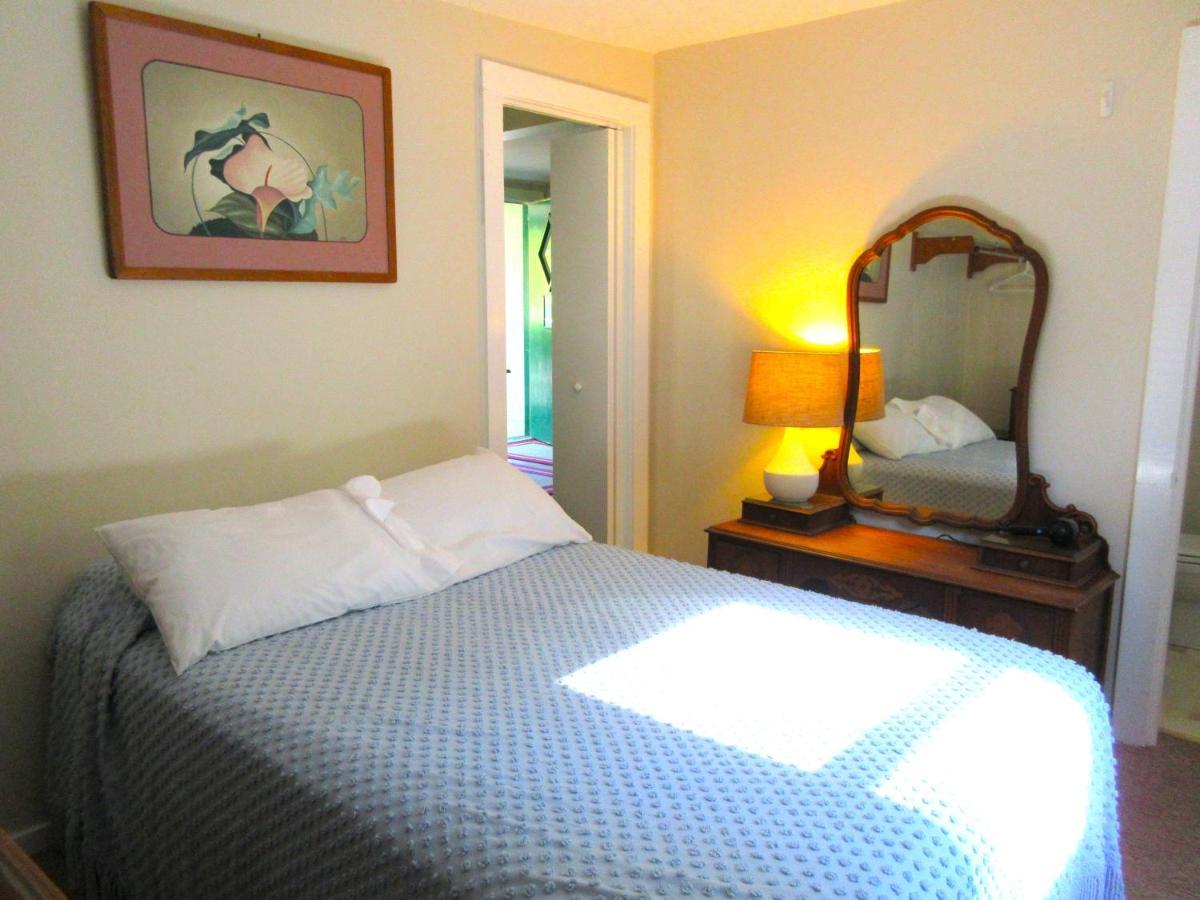 Mcgregor Inn Motel Wilton Bagian luar foto