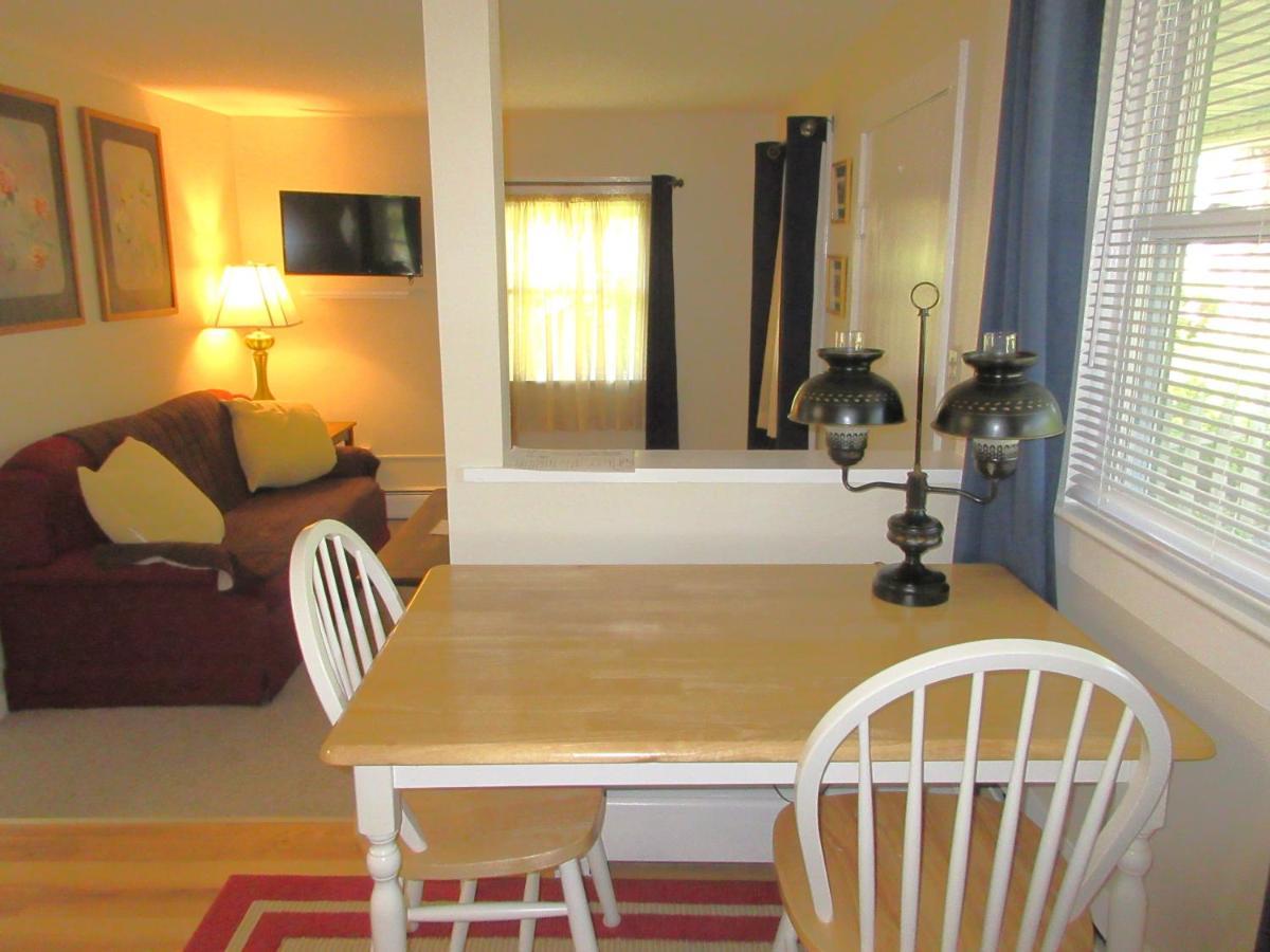 Mcgregor Inn Motel Wilton Bagian luar foto